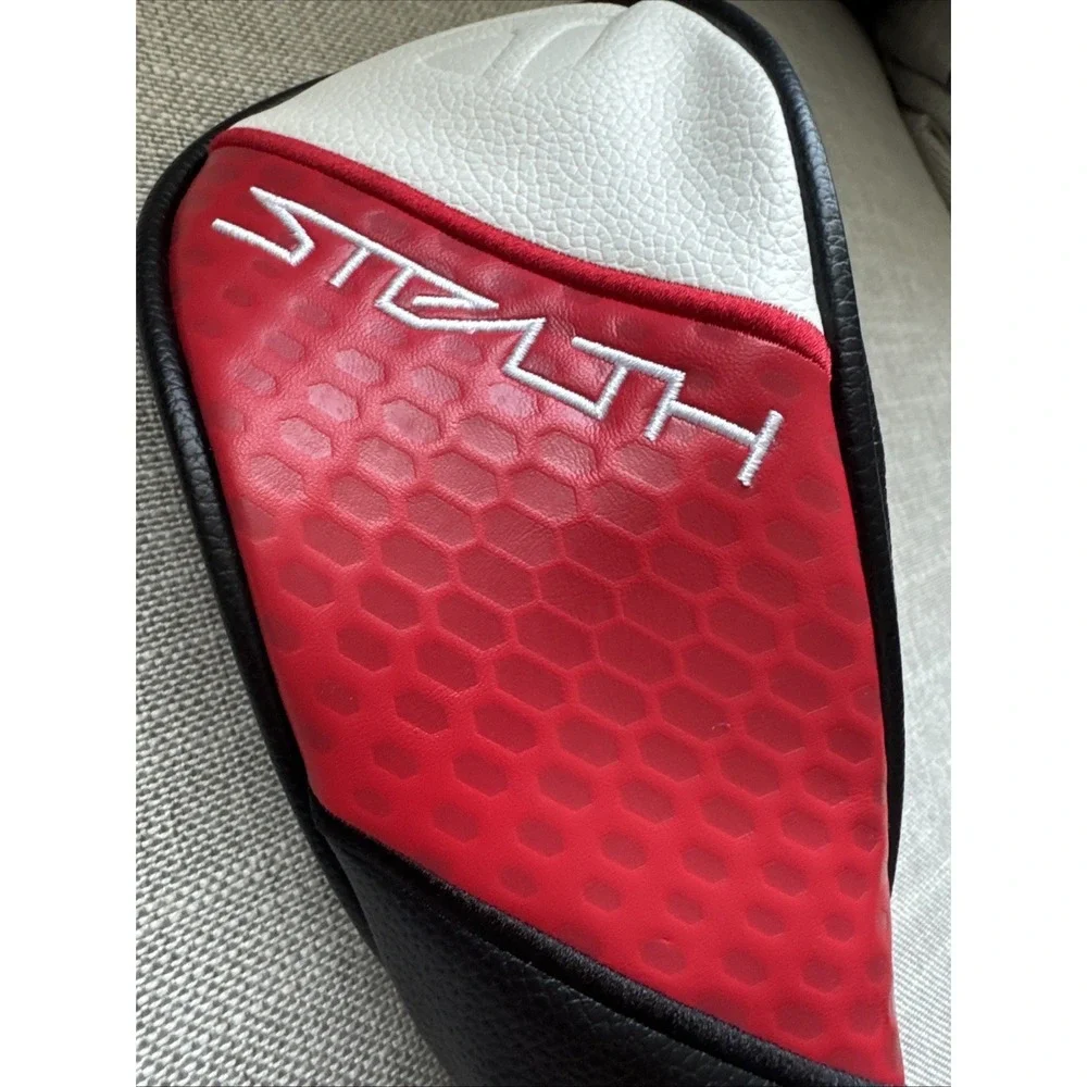 TaylorMade Red White Black Stealth